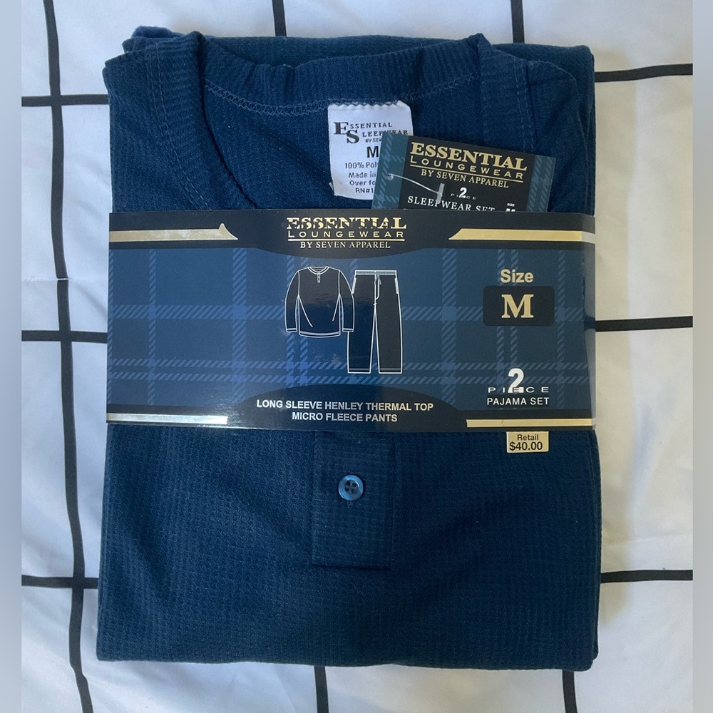Essential Loungewear Mens Pajama set
